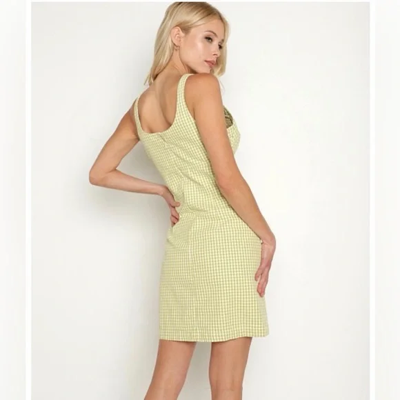 Levi’s Roy Structured Dress in Green Gingham - Picture 8 of 11